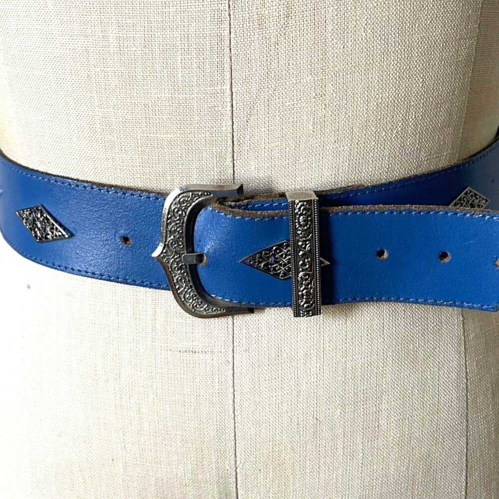 Vintage Christian Aujard Blue Leather Belt with Silver Buckle Size 32